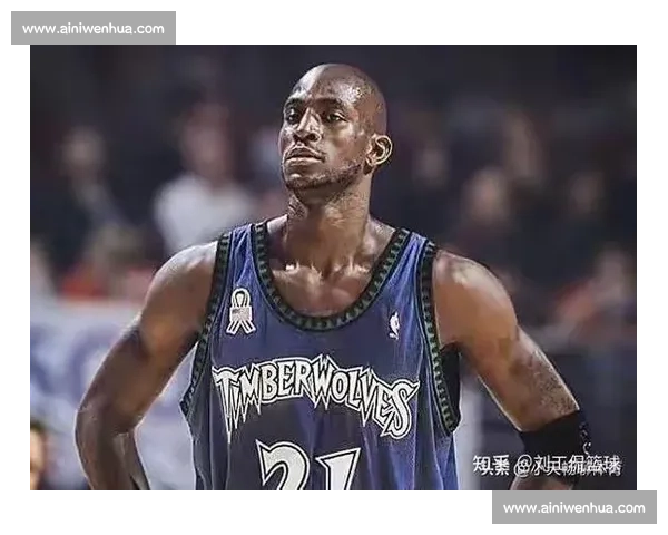 邓肯与加内特巅峰对决:篮球哲学与NBA内线王权之争 邓肯与加内特巅峰对决:篮球哲学与NBA内线王权之争